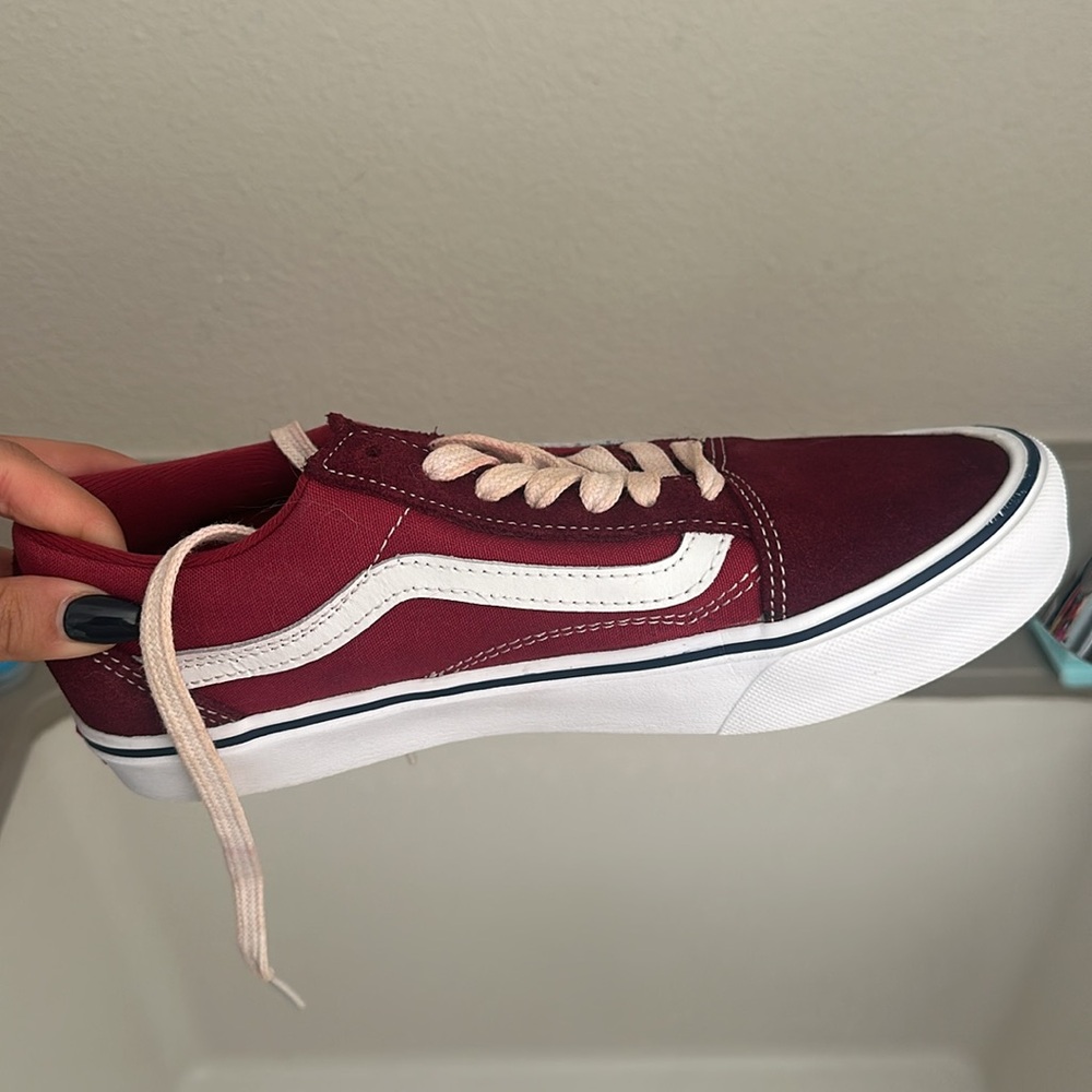 Vans - Picture 5 of 5